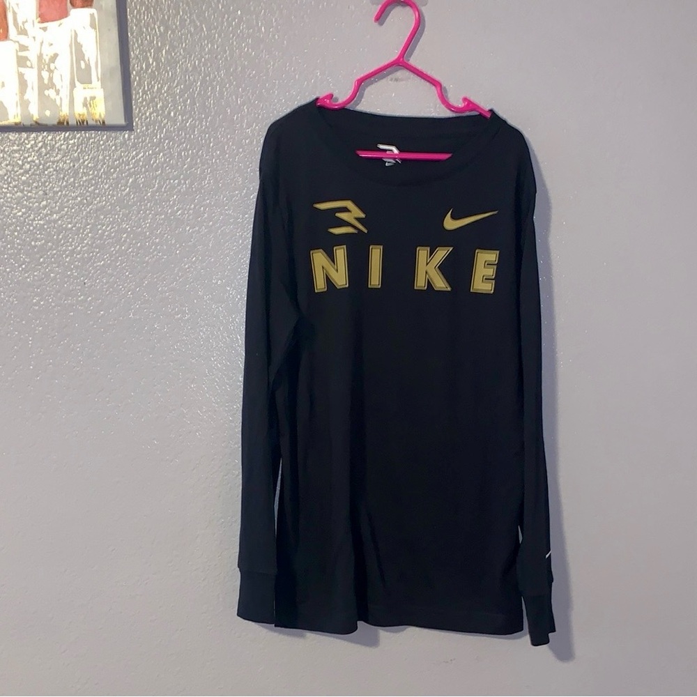 Nike Kids M Monogram Wordmark Long Sleeve T-Shirt Black Gold